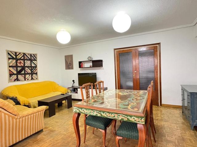 Piso en venta en Alicante, Mercado. Donde empieza tu nueva historia Amplio hogar en Poeta Quintana. Pisos.