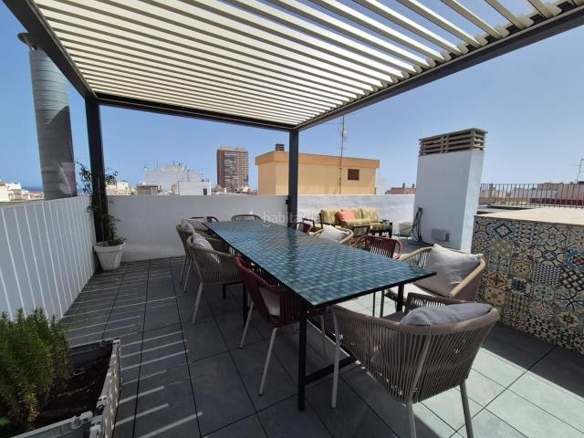 Piso en venta en Alicante, Mercado. Pisos.