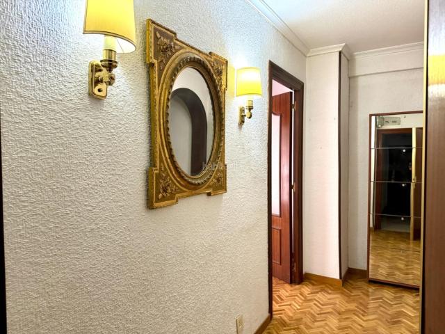 Piso en venta en Alicante, Mercado. VENTA VIVIENDA EN EL CENTRO. Pisos.