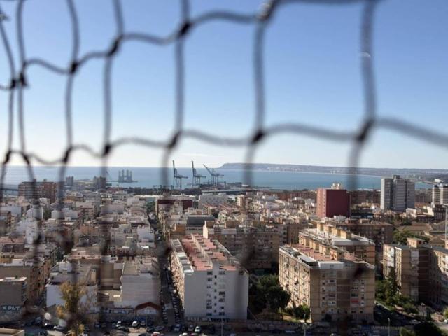 Piso en Venta en Alicante Alacant