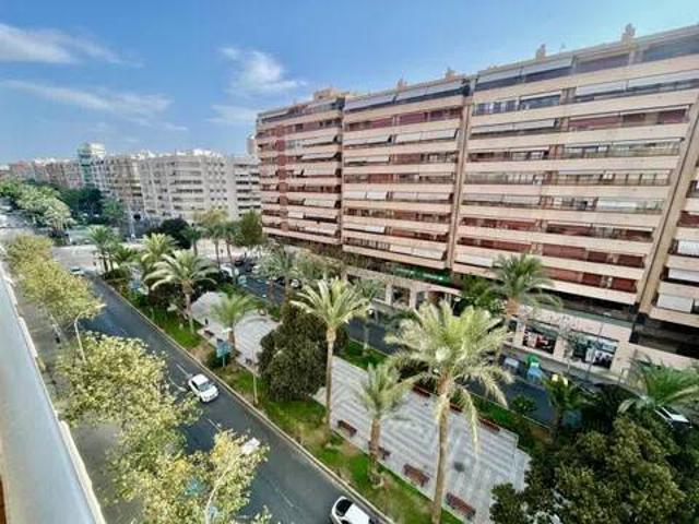Piso en Venta en Alicante Alacant