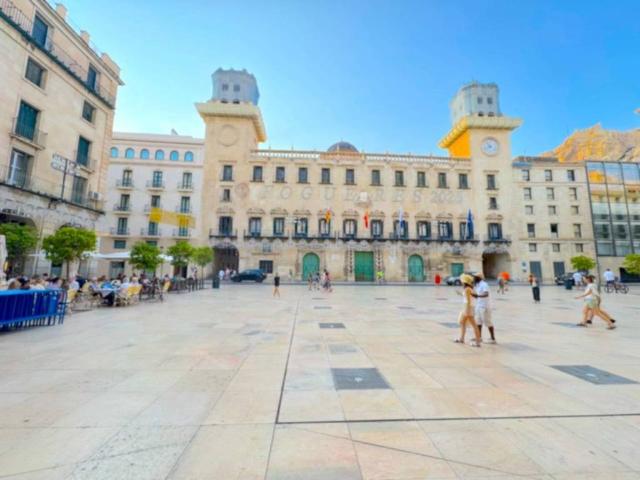 Piso en Venta en Alicante Alacant