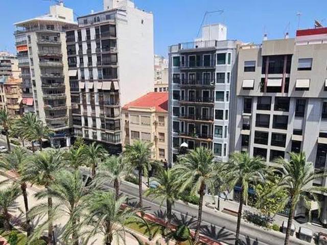 Piso en Venta en Alicante Alacant