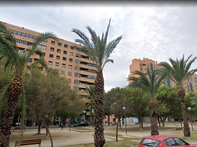 Piso en Venta en Alicante Alacant