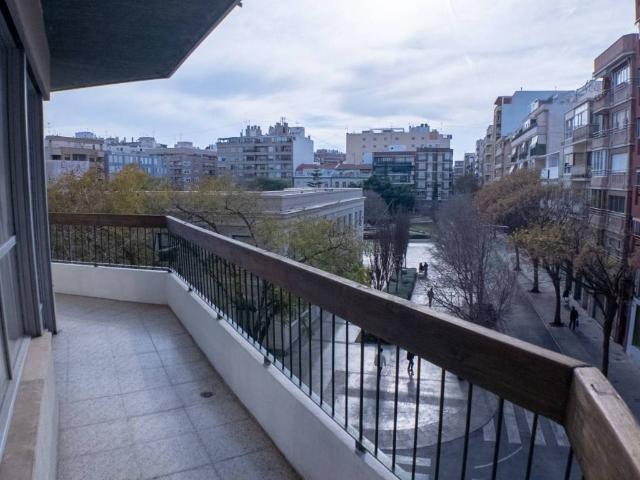 Piso en Venta en Alicante Alacant