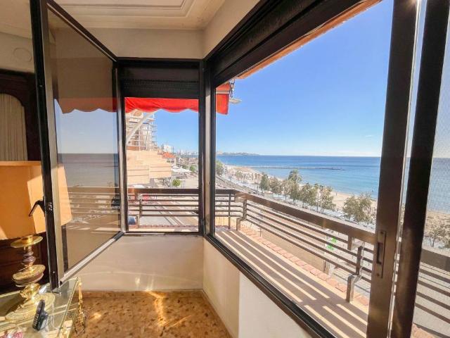 Piso en Venta en Alicante Alacant