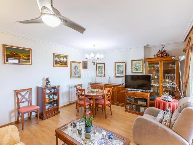 Piso en venta en Alicante, Albufereta. AMPLIO PISO EN DEPORTISTA MIRIAM BLASCO. Pisos.