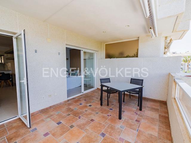 Piso en venta en Alicante, Alicante Golf. Elegante Piso en Exclusiva Urbanización de Alicante Golf. Pisos.