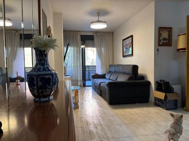 Piso en venta en Alicante, Altozano Conde Lumiares. Descubre Tu Nuevo Hogar en Altozano Comodidad y Accesibilidad en Alicante. Pisos.