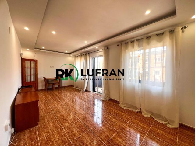 Piso en venta en Alicante, Altozano Conde Lumiares. PISO A LA VENTA EN BARRIO ALTOZANO ALICANTE. Pisos.