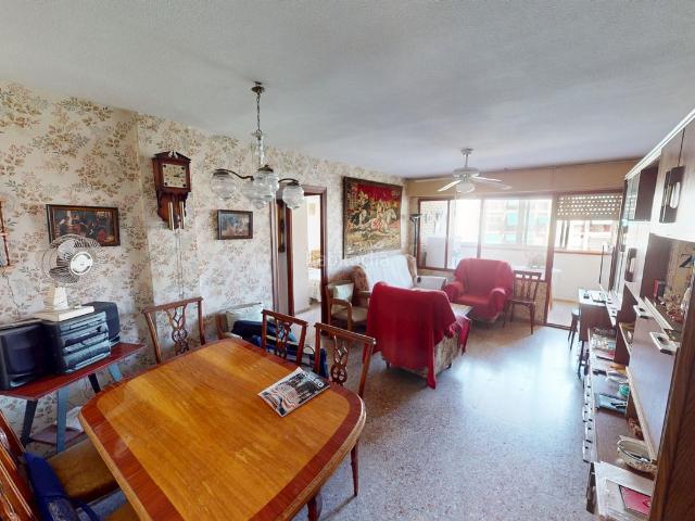 Piso en venta en Alicante, Altozano Conde Lumiares. Piso en venta en calle General Pintos. Pisos.