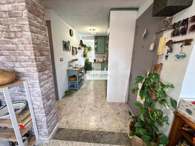 Piso en venta en Alicante, Altozano Conde Lumiares. AMPLIO PISO DE 80 m EN LOS ÁNGELES, ALICANTE 2 HABITACIONES, COCINA EQUIPADA Y GALERÍA. Pisos.