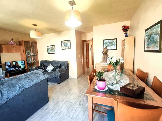 Piso en venta en Alicante, Altozano Conde Lumiares. Tu nuevo hogar en Altozano! Piso luminoso con garaje incluido. Precio 236.900. Pisos.