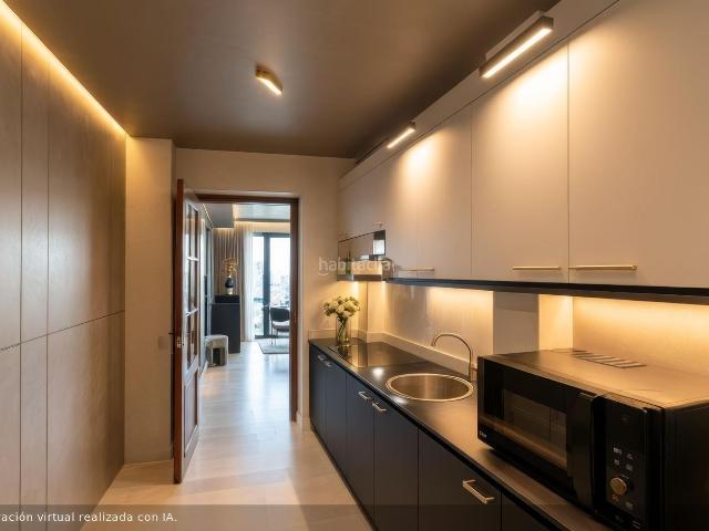 Piso en venta en Alicante, Barrio del Centro. Magnifica propiedad en esquina en pleno pulmón de la ciudad!. Pisos.