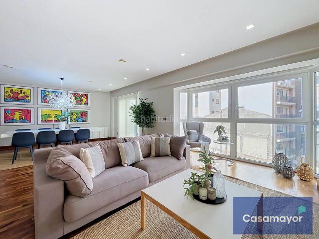 Piso en venta en Alicante, Barrio del Centro. Exclusiva vivienda de lujo en el corazón de Alicante. Pisos.