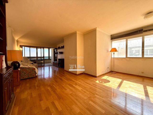 Piso en venta en Alicante, Barrio del Centro. EXTRAORDINARIA UBICACIÓN JUNTO AL PUERTO DEPORTIVO Y PASEO MARÍTIMO. Pisos.