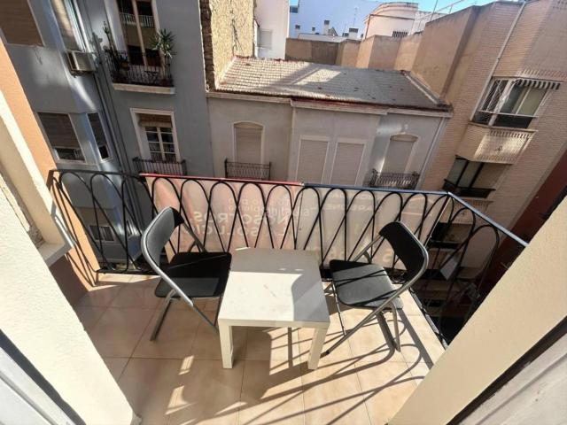 Piso en venta en Alicante, Barrio del Centro. Piso en venta en Centro Tradicional. Pisos.