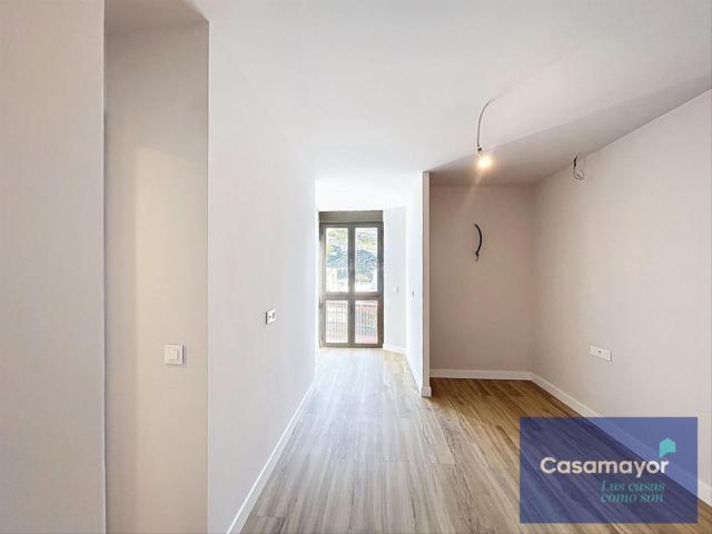 Piso en venta en Alicante, Barrio del Centro. Piso totalmente reformado, todo exterior con vistas al Castillo y al Mar. Pisos.