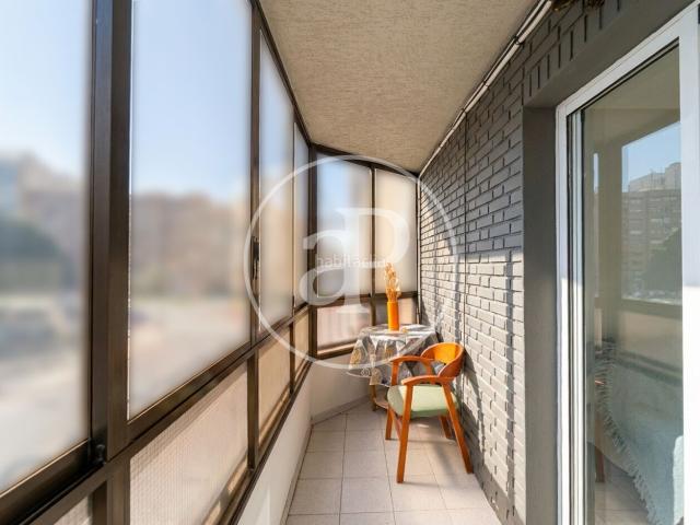 Piso en venta en Alicante, Benalúa. Piso amplio en venta en el centro de Alicante. Pisos.