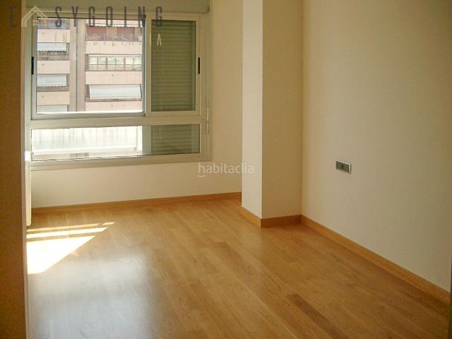 Piso en venta en Alicante, Benalúa. Piso en pleno centro de Alicante. Pisos.