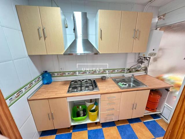 Piso en venta en Alicante, Benalúa. Pisos.