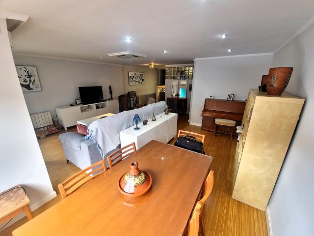 Piso en venta en Alicante, Benalúa. Pisos.