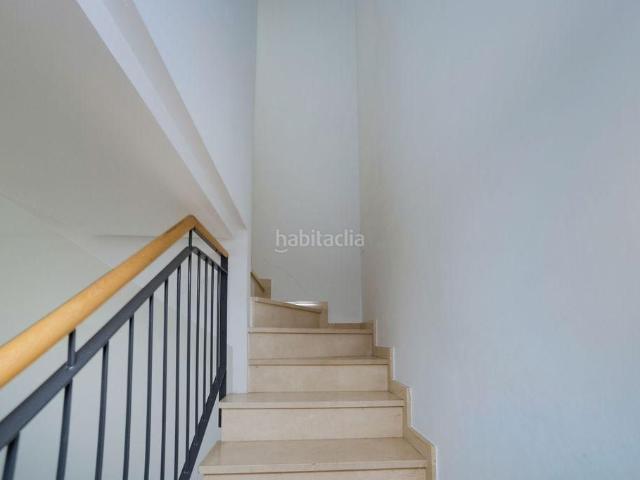 Piso en venta en Alicante, Benisaudet. Elegante piso en Alicante con piscina, gimnasio y garaje Listo para entrar a vivir!. Pisos.