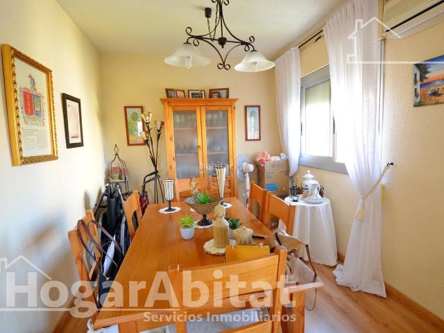 Piso en venta en Alicante, Cuatrocientas Viviendas. ALTO, LUMINOSO Y EXTERIOR CON ASCENSOR Y BALCÓN DE BUENAS VISTAS. Pisos.