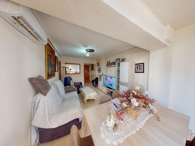 Piso en venta en Alicante, Cuatrocientas Viviendas. Piso en venta en Pasaje de Cox. Pisos.