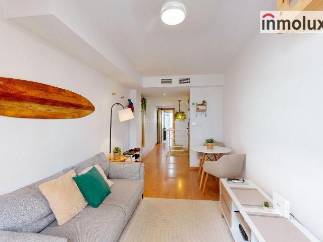 Piso en venta en Alicante, Campoamor. Dúplex con dos patios privados, zona Mercado Alicante. Pisos.