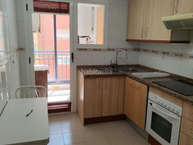 Piso en venta en Alicante, Campoamor. Piso de 70 m² con garaje en Plaza América, Alicante 2 dormitorios Ascensor. Pisos.