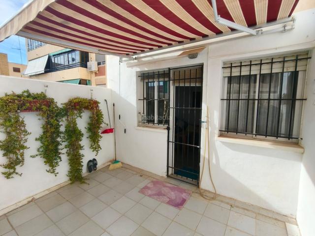 Piso en venta en Alicante, Campoamor. Pisos.