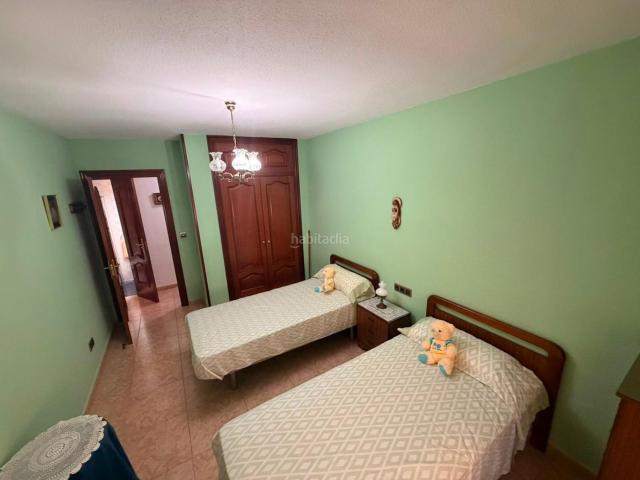 Piso en venta en Alicante, Carolinas Altas. Amplio piso en venta en la zona San Mateo El Pla. Pisos.