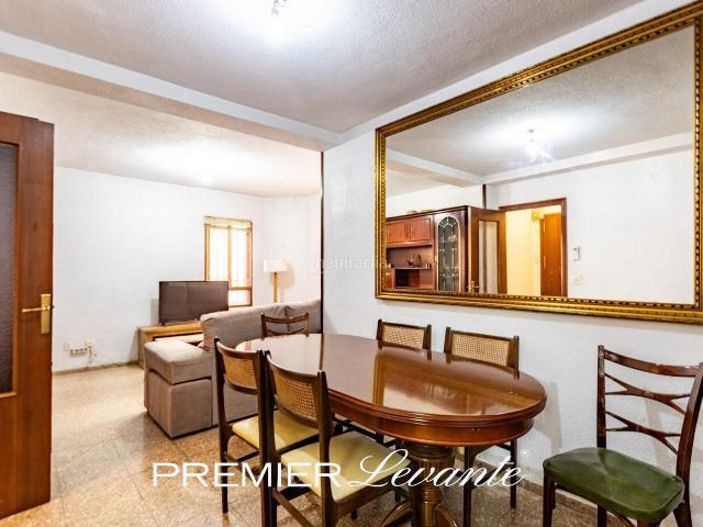 Piso en venta en Alicante, Carolinas Altas. Amplio y luminoso piso en Carolinas Altas, Alicante por 179.000. Pisos.