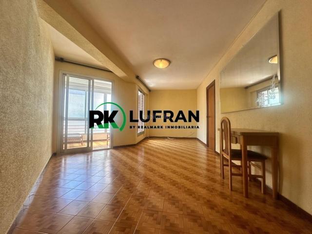 Piso en venta en Alicante, Carolinas Altas. PISO EN VENTA EN ALICANTE ZONA CAROLINAS ATAS ALTOZANO. Pisos.