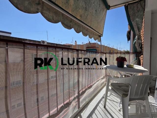 Piso en venta en Alicante, Carolinas Altas. PISO EN VENTA EN CAROLINAS ALTAS BULEVAR DEL PLA ALICANTE. Pisos.