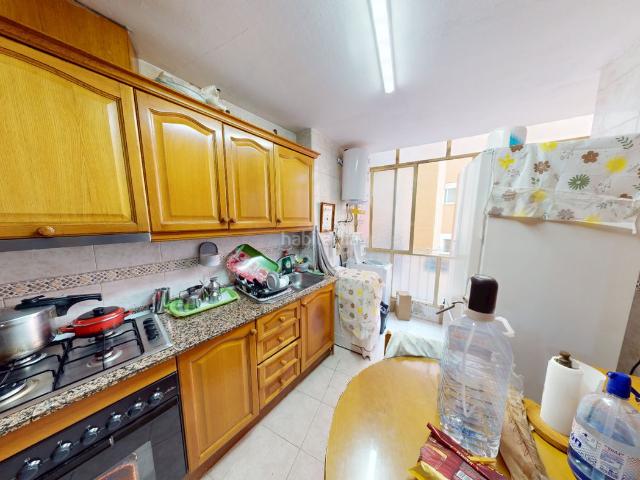Piso en venta en Alicante, Carolinas Altas. Piso en venta en PINOSO 32, Alicante Alacant. Pisos.