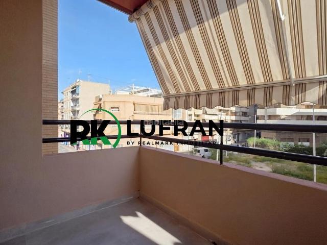 Piso en venta en Alicante, Carolinas Altas. PISO REFORMADO EN BARRIO CAROLINAS ALTAS ALICANTE. Pisos.