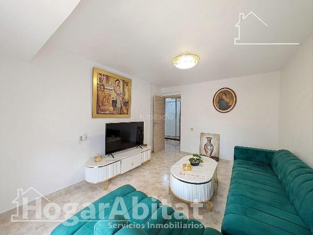 Piso en venta en Alicante, Carolinas Altas. SEMIREFORMADO, BONITO Y EXTERIOR CON BALCÓN, TODO AMUEBLADO. Pisos.