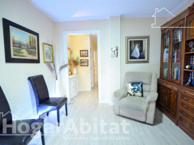Piso en venta en Alicante, Carolinas Bajas. EXCELENTE UBICACIÓN! AMPLIO Y TODO EXTERIOR CON GRAN TERRAZA. Pisos.