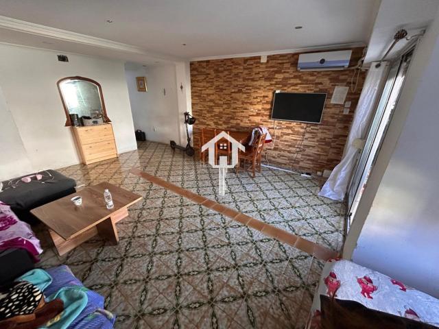 Piso en venta en Alicante, Carolinas Bajas. PISO EN VENTA EN ALICANTE. 75m2, 3 HABITACIONES, 1 BAÑO, SEGUNDA PLANTA SIN ASCENSOR. ZONA DE CAROLINAS BAJAS. Pisos.