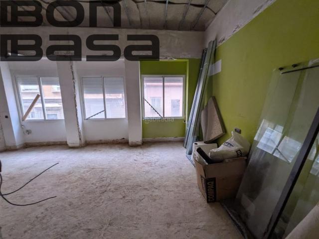 Piso en venta en Alicante, Carolinas Bajas. PRIMERO SIN ASCENSOR CON VISTAS AL CASTILLO. Pisos.