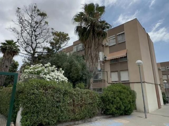 Piso en venta en Alicante, Carrer Benimantell, 03015