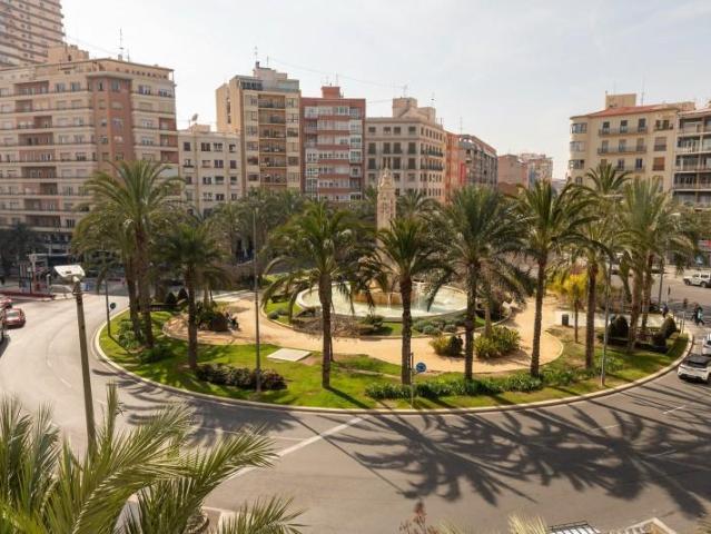 Piso en venta en Alicante, Centro