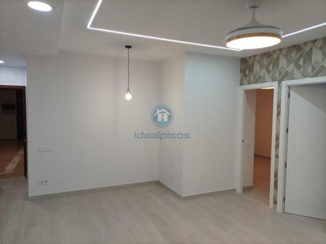 Piso en venta en Alicante, Centro Tradicional
