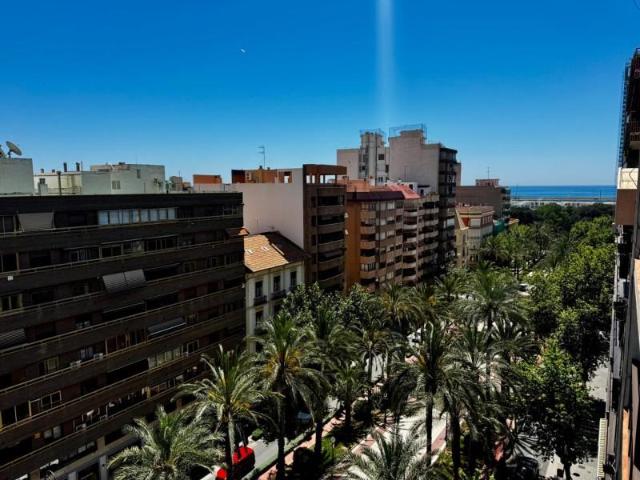 Piso en venta en Alicante, Centro Tradicional