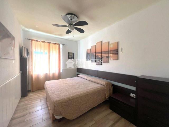 Piso en venta en Alicante, Ciudad de Asís. Para entrar a vivir. Pisos.