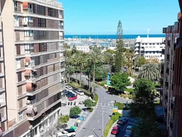 Piso en venta en Alicante, Ensanche Diputación