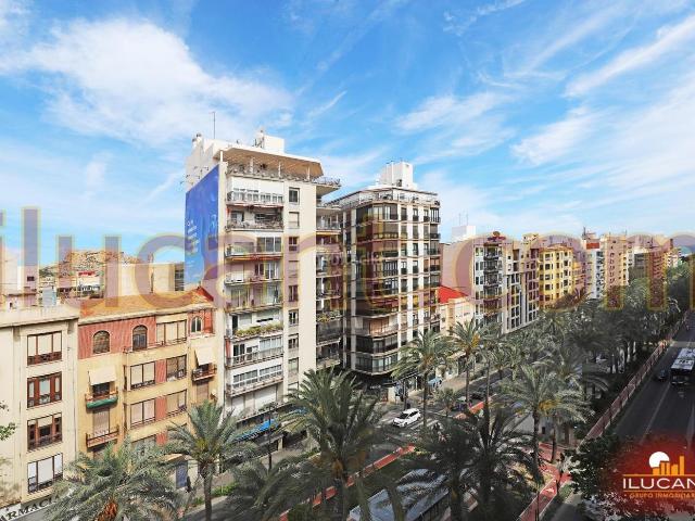 Piso en venta en Alicante, Ensanche Diputación. Espectacular! En Las Alturas de Plaza Los Luceros a 500mts De Playa Del Postiguet. Pisos.
