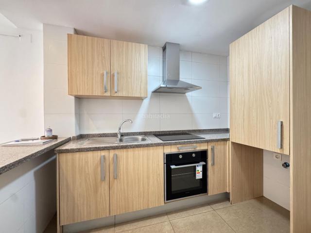 Piso en venta en Alicante, Florida Baja. Venta vivienda en La Florida Alicante. Pisos.